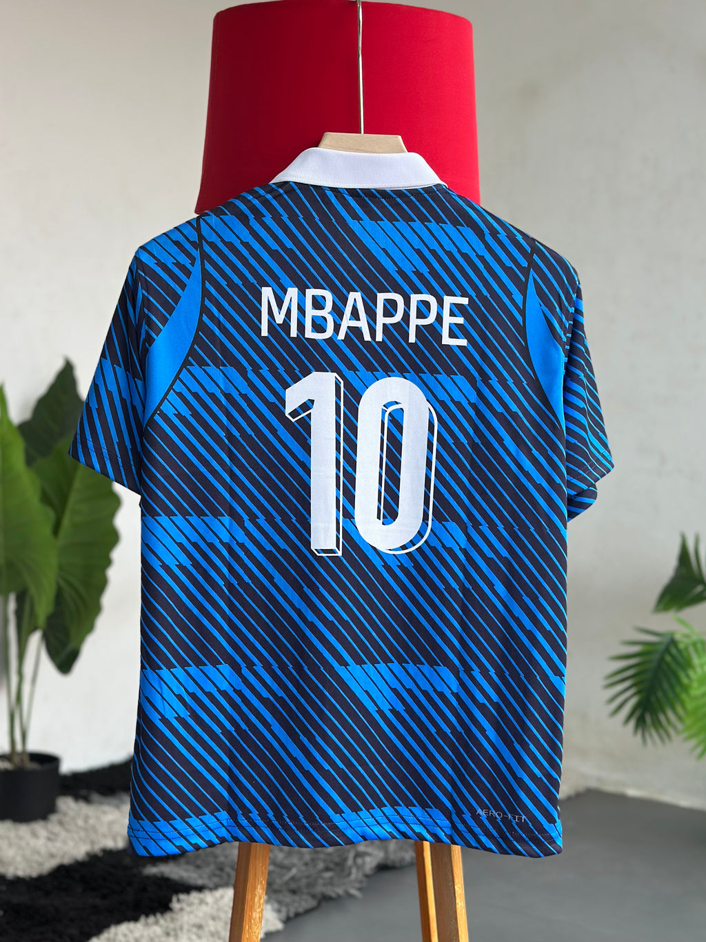 MBAPPE-10 FRANCE 2026 WORLD CUP NEW KIT COLLAR WITH BUTTON